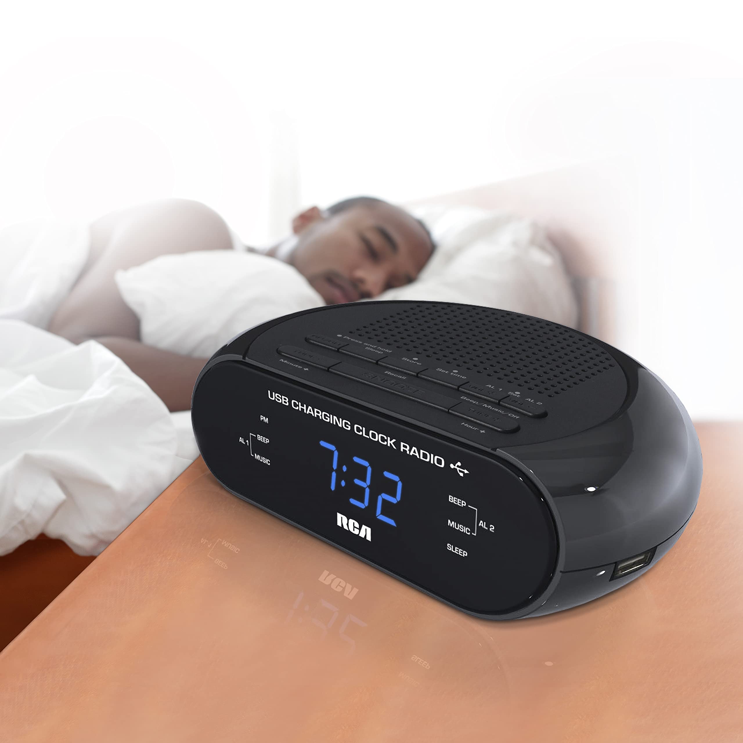 RCA USB Charging Clock Radio