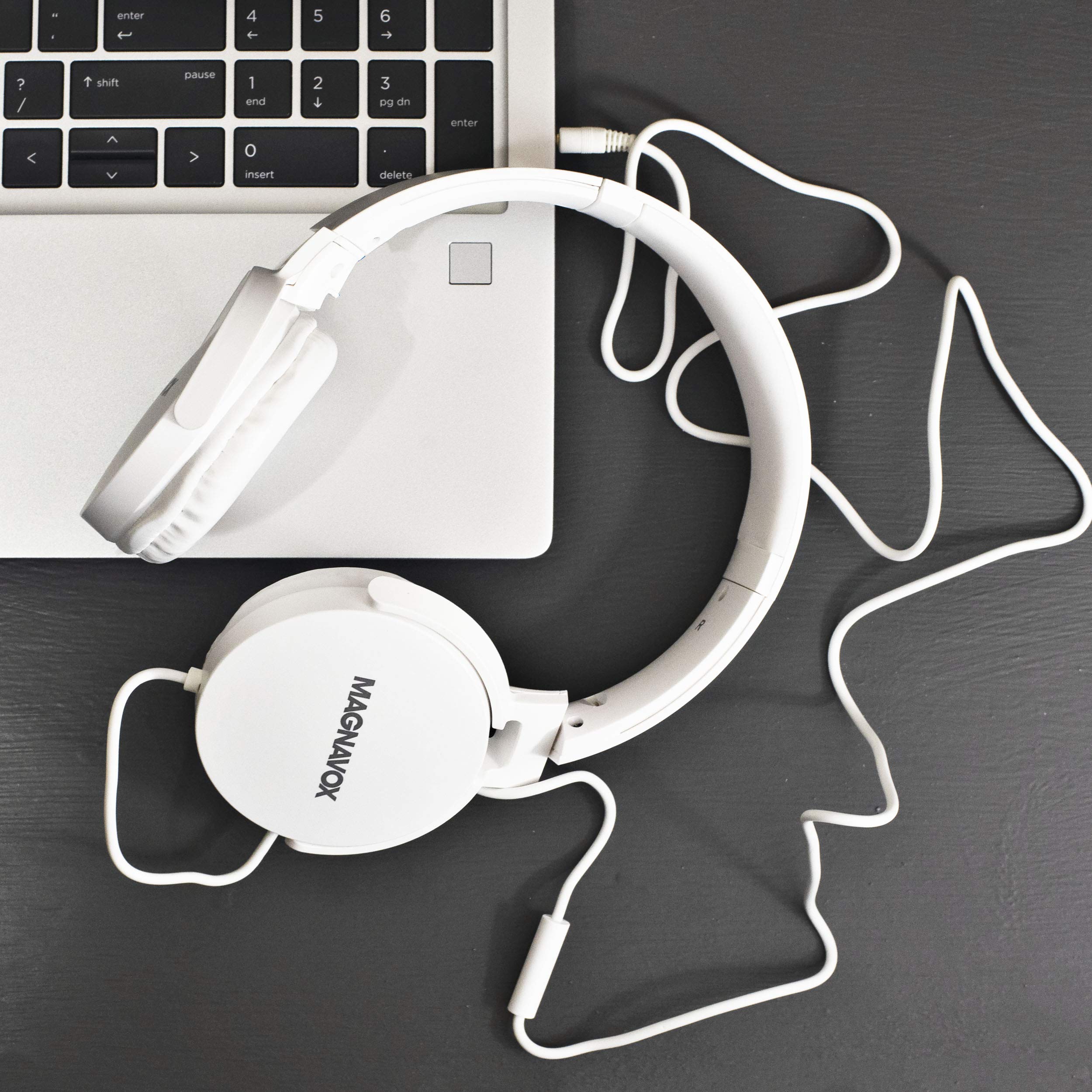 Magnavox MHP5026M-WH Stereo Headphones